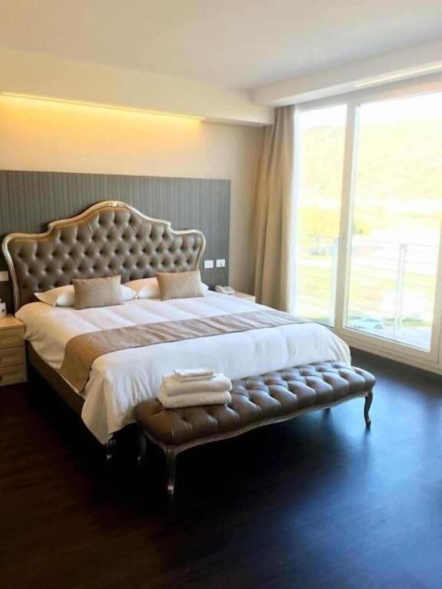 Hotel Datini براتو المظهر الخارجي الصورة