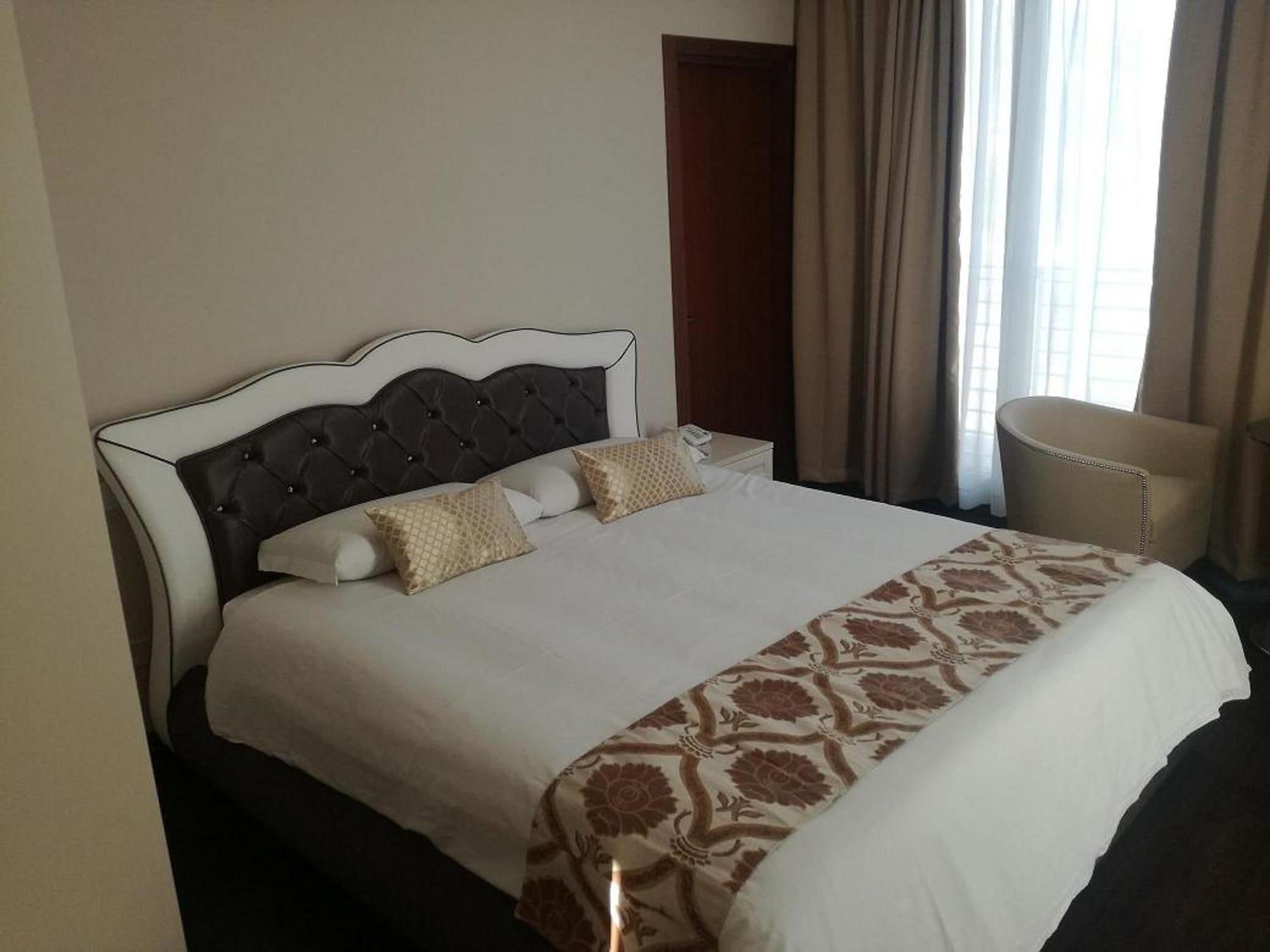 Hotel Datini براتو المظهر الخارجي الصورة