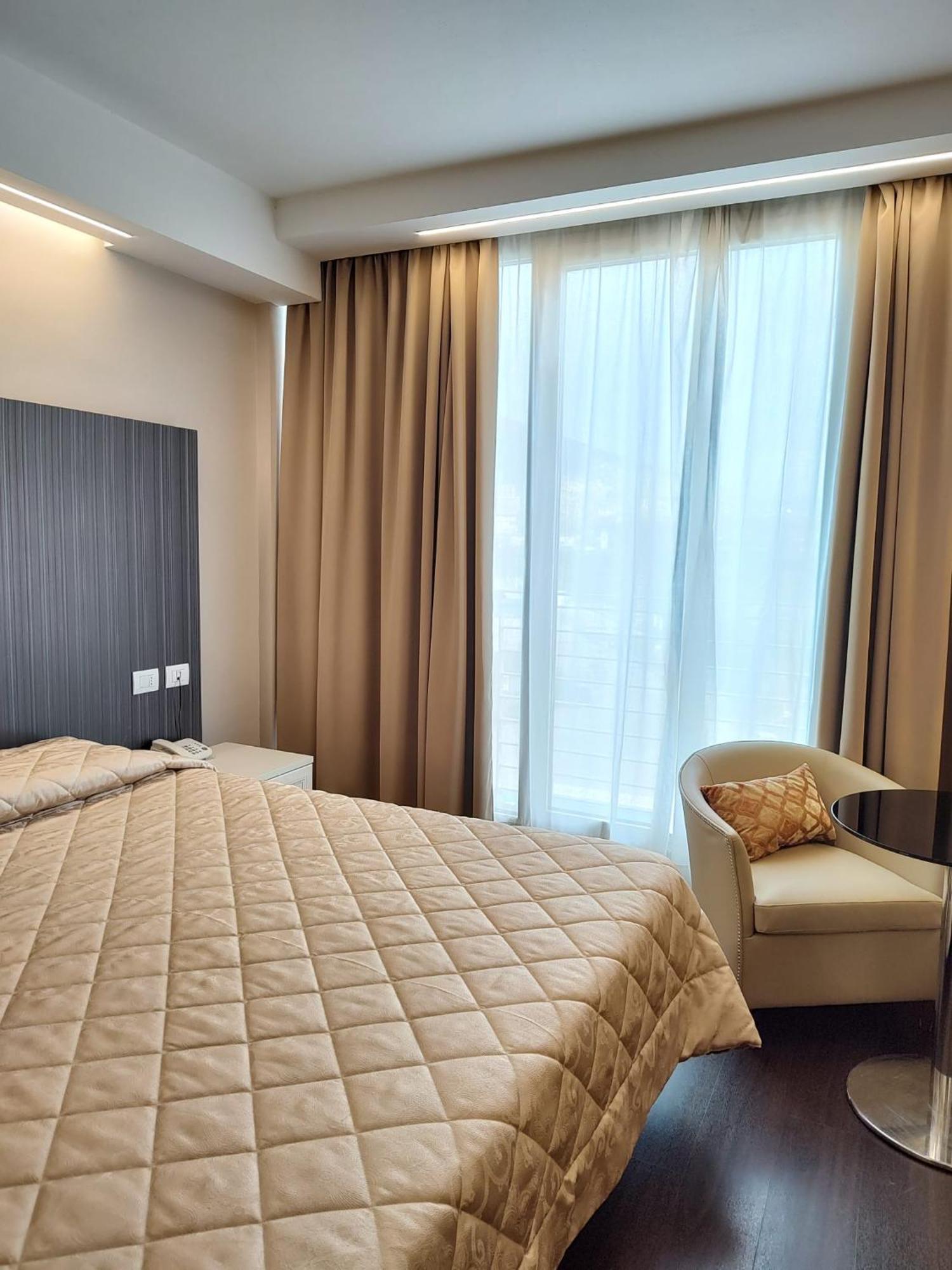 Hotel Datini براتو المظهر الخارجي الصورة