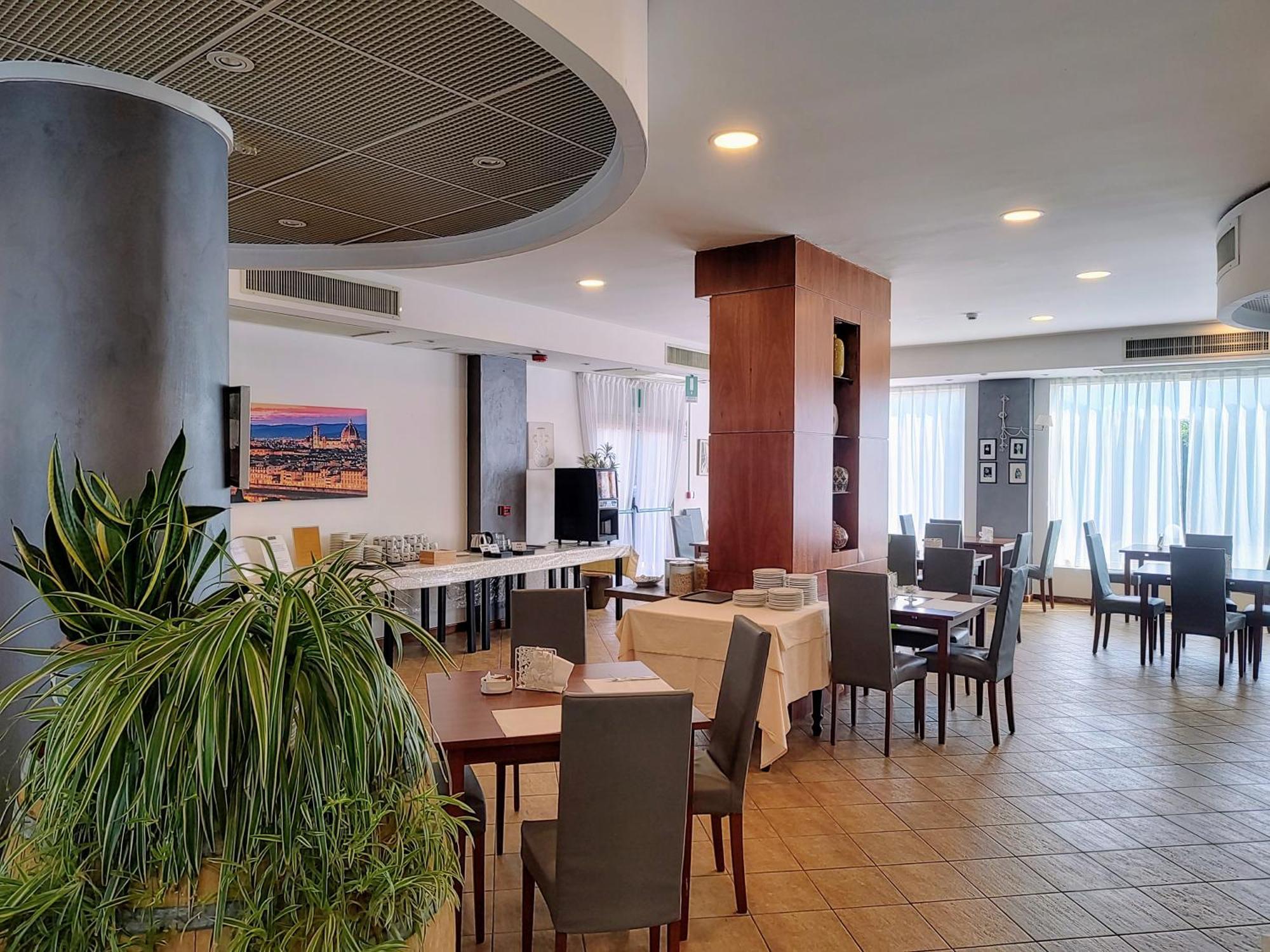 Hotel Datini براتو المظهر الخارجي الصورة
