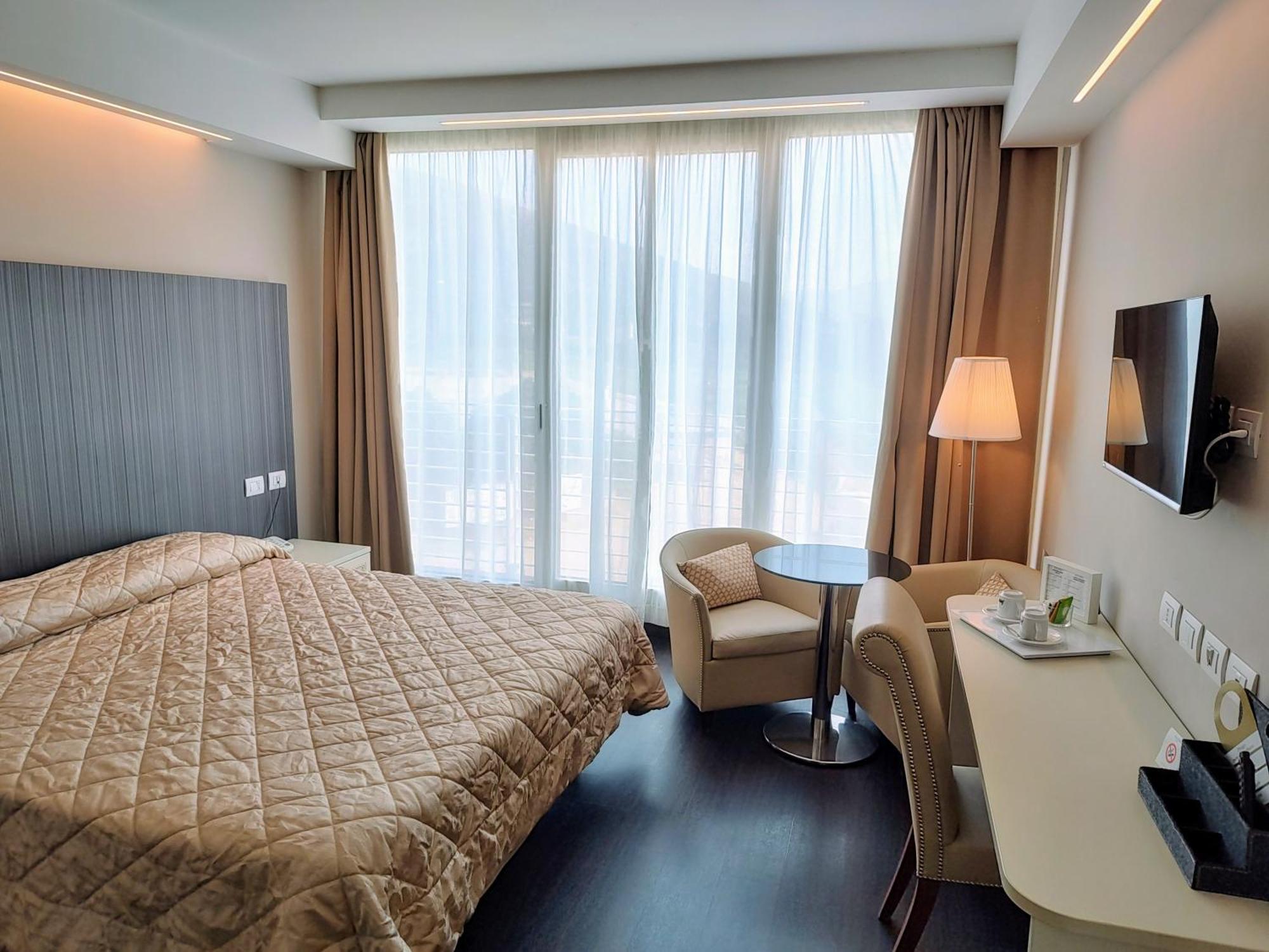 Hotel Datini براتو المظهر الخارجي الصورة