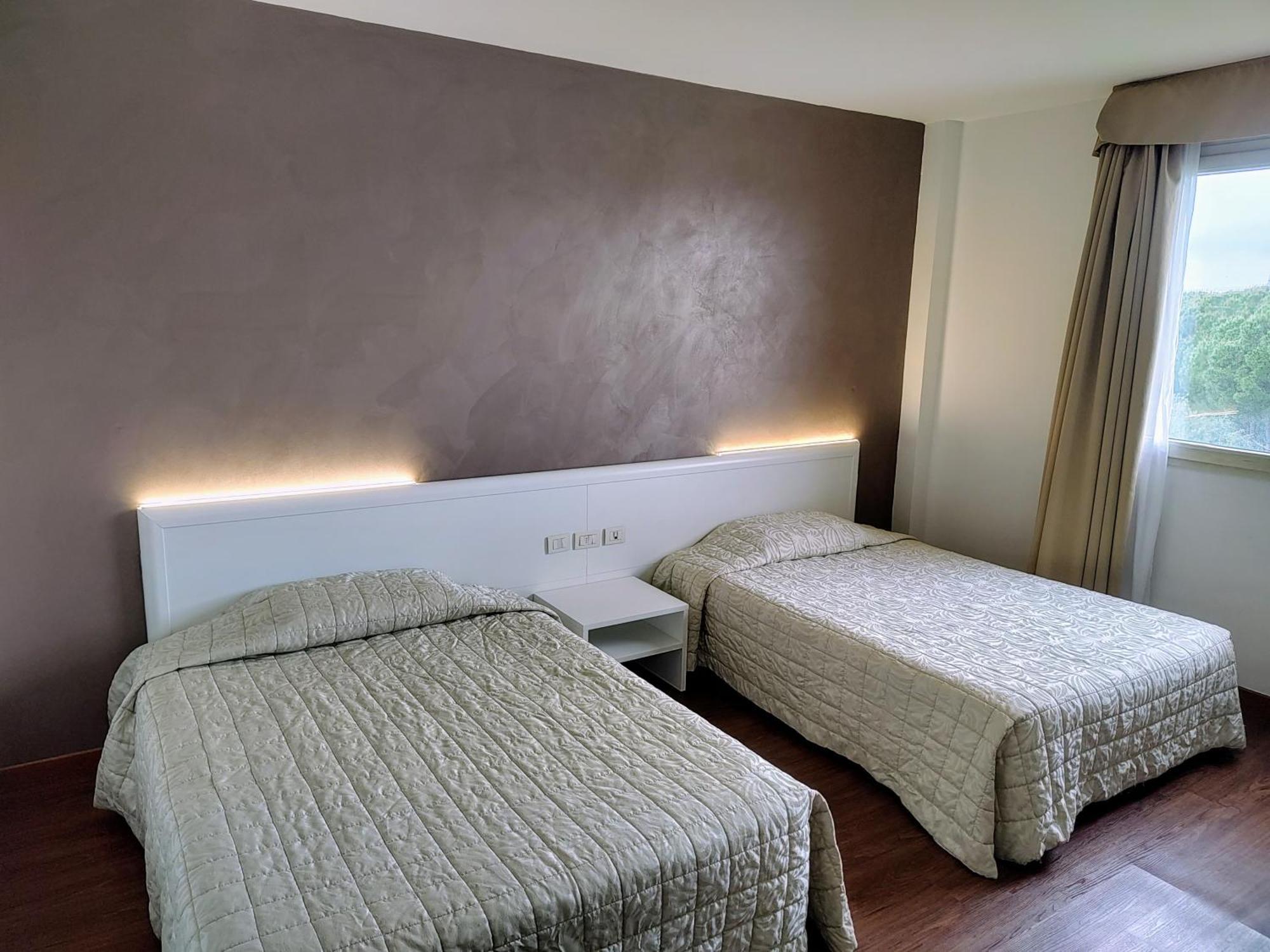 Hotel Datini براتو المظهر الخارجي الصورة